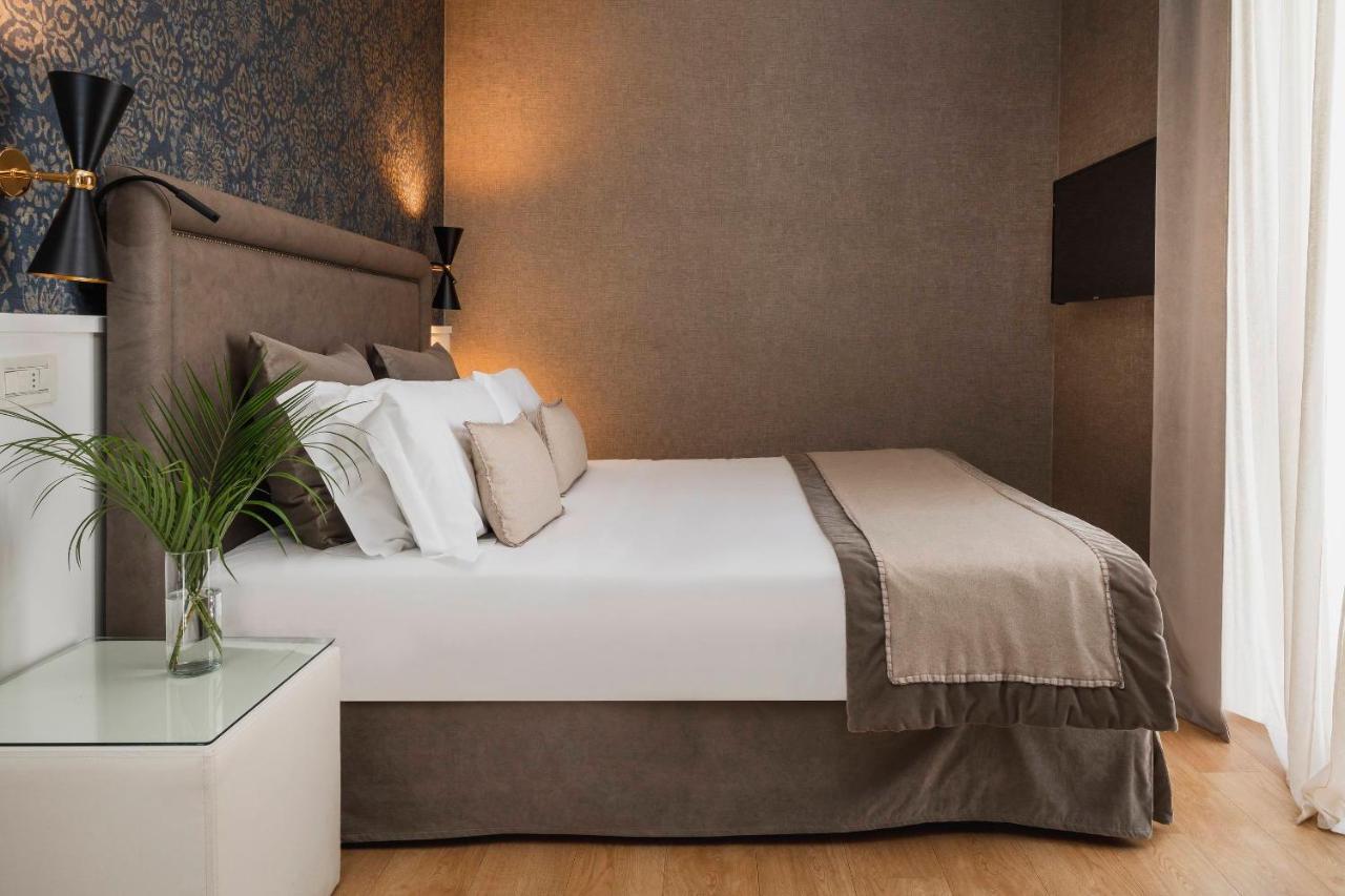 Hotel Maestrale Riccione Kültér fotó