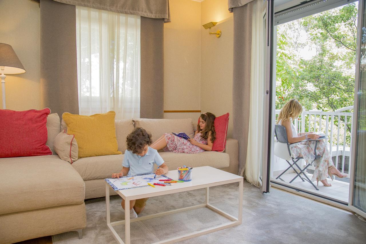 Hotel Maestrale Riccione Kültér fotó